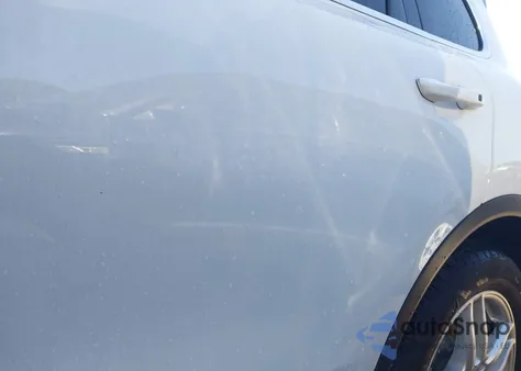 2018 Porsche Cayenne z USA, uszkodzony, nr VIN WP1AA2A21JKA03684